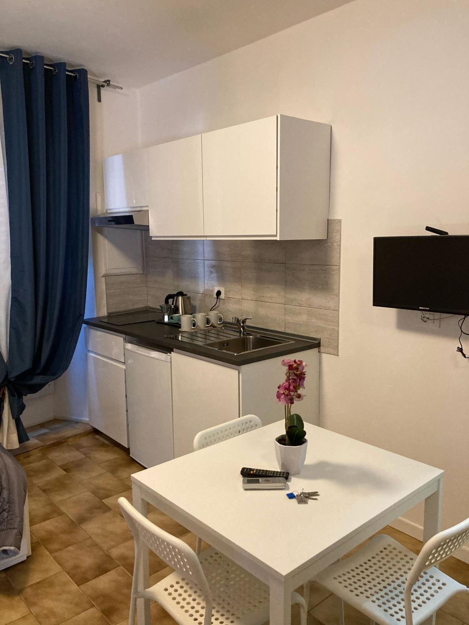 Bologna Central Apartments - Indipendenza 36 Екстериор снимка