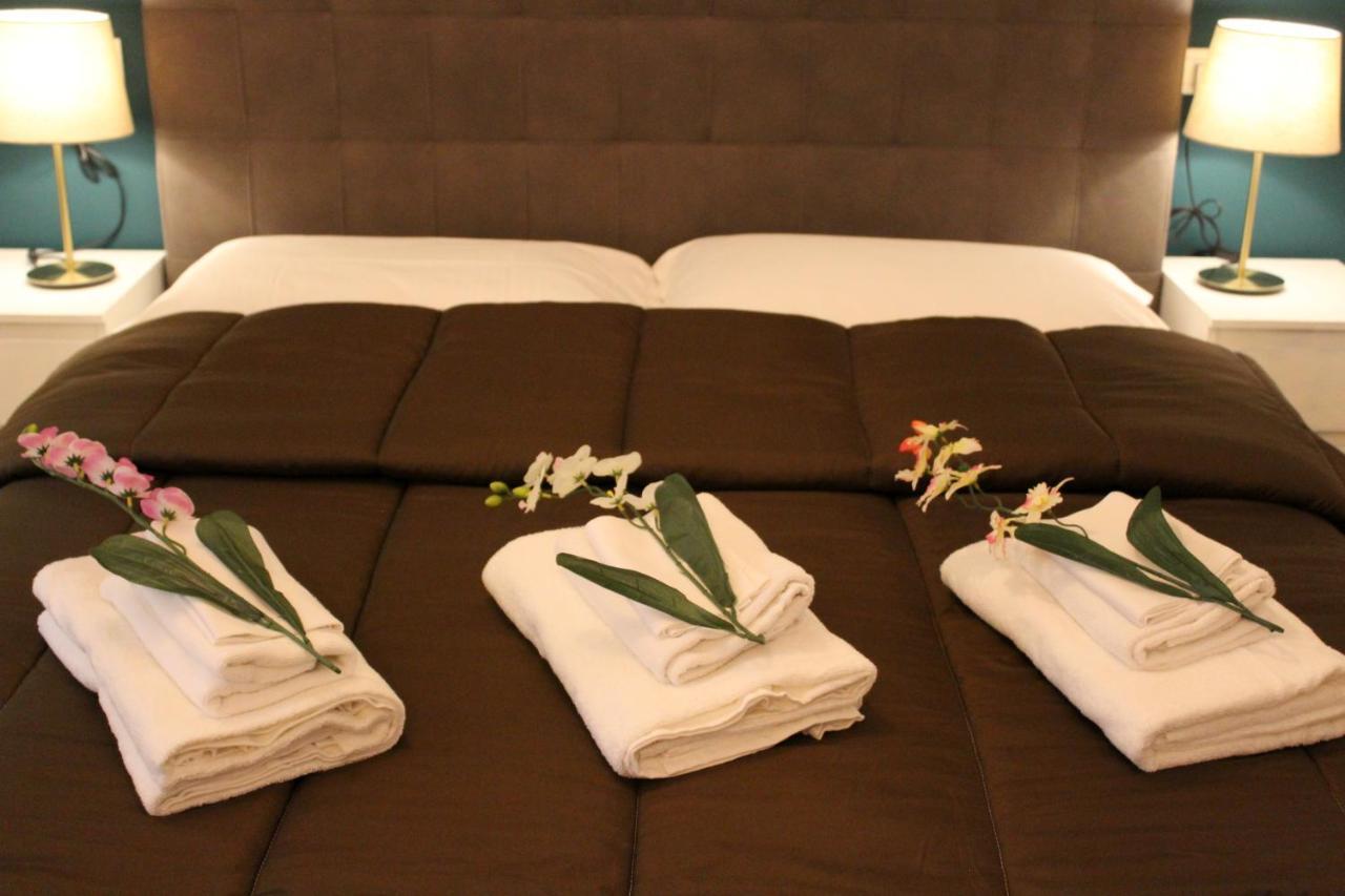 Bologna Central Apartments - Indipendenza 36 Екстериор снимка